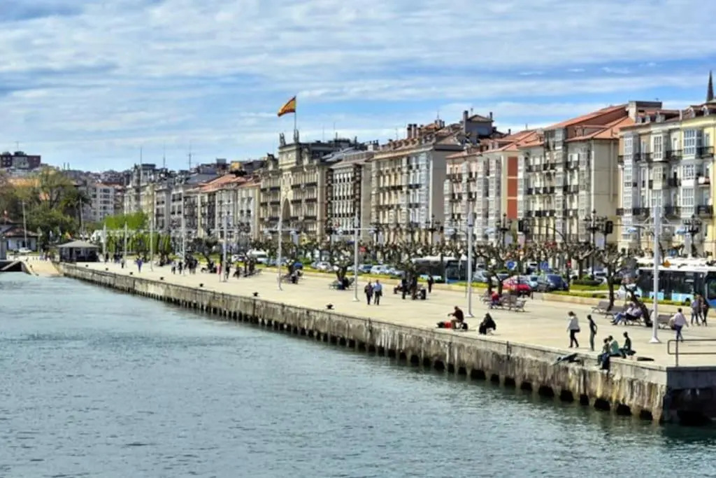 Pleno centro de Santander, 3 habitaciones dobles, para 6 personas! A unos pasos de una de las bahías más bellas del mundo!