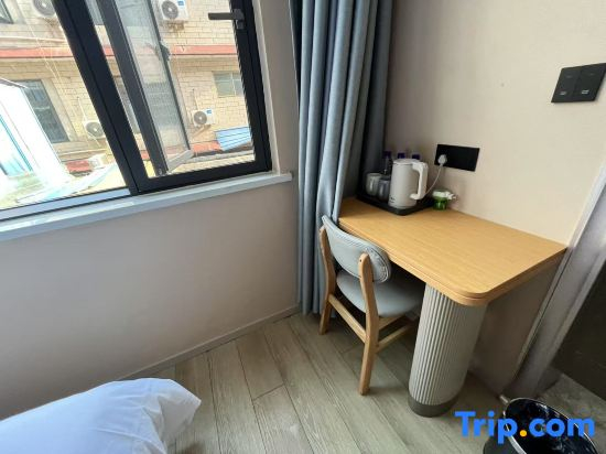 Ningling Jiujiang Business Hotel