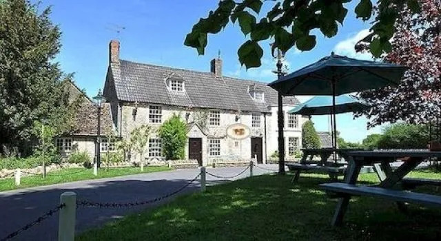 The Horse & Groom Inn