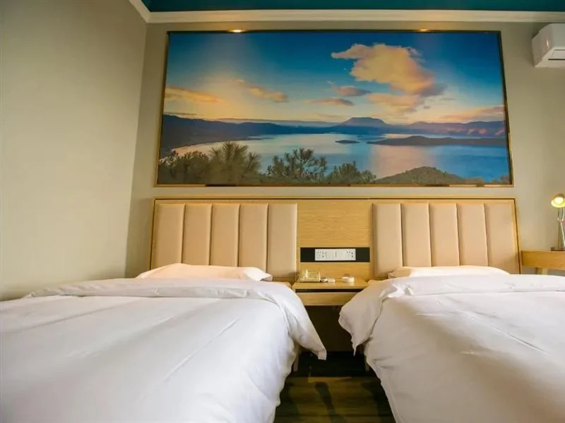 Fairyland Hotel (Kunming Chenggong High-Speed Railway Station)