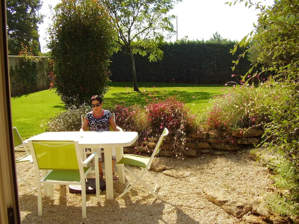 House With 2 Bedrooms In Carpentras With Shared Pool Enclosed Garden And Wifi 31 Km From The Slopes