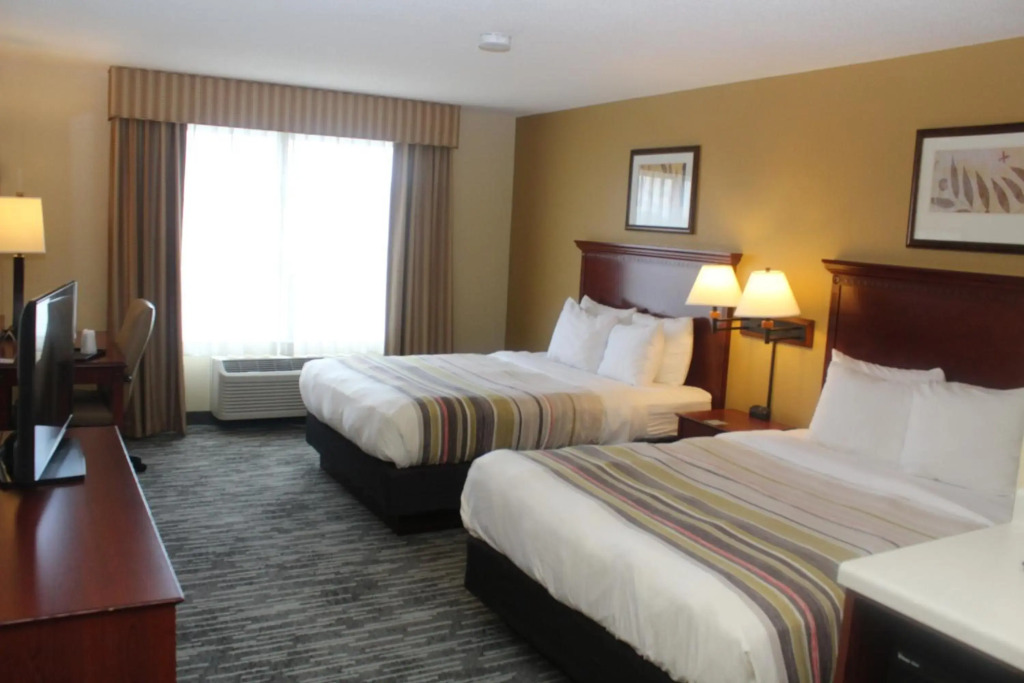 Country Inn & Suites by Radisson, Crystal Lake, IL