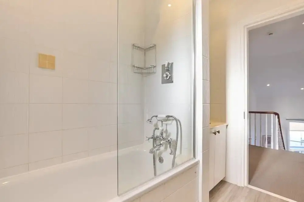 The Hampstead Getaway - Charming 5bdr Home With Conservatory