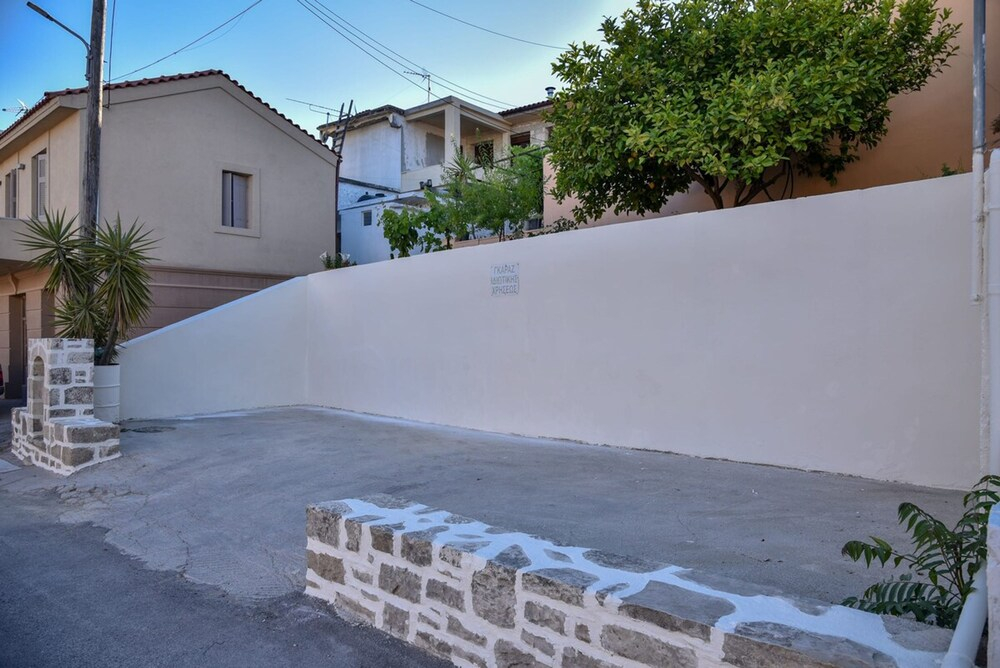 Villa 4 Season Poolside Paradise in Crete