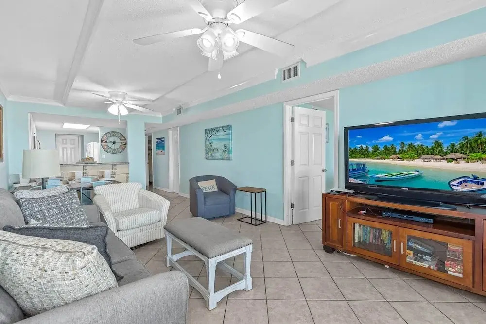 Castaways 1b 2 Bedroom Condo