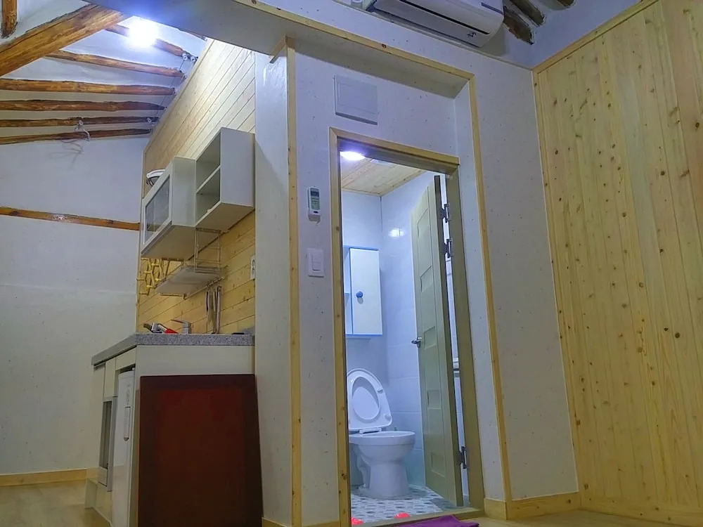 Chowoo Guesthouse