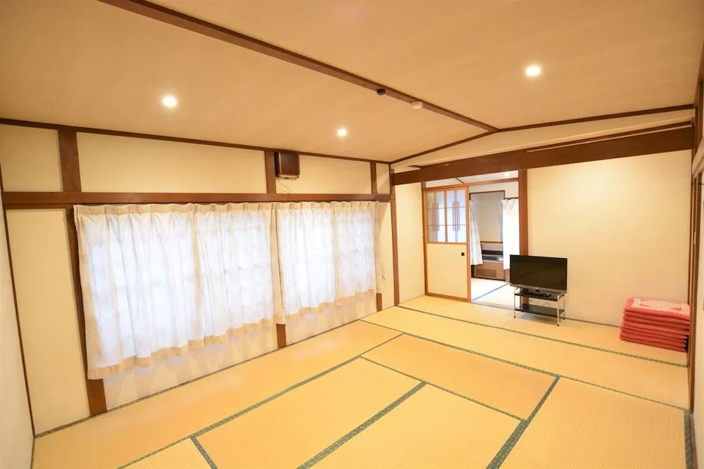 Kagura Mitsumata Cottages