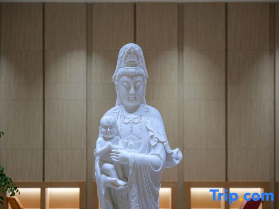 Xifan Zunyue Boutique Hotel (Poly Lingxiu Plaza, East Gate of Qingxiu Mountain, Nanning)