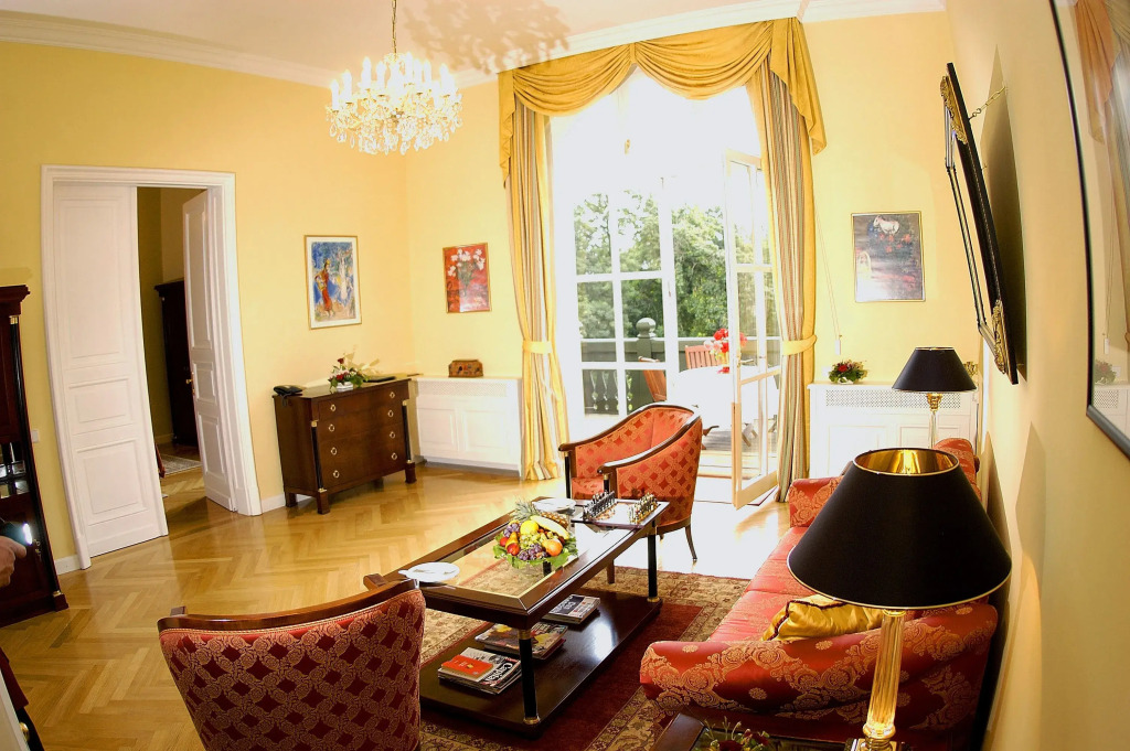 Castle Hotel Grof Degenfeld