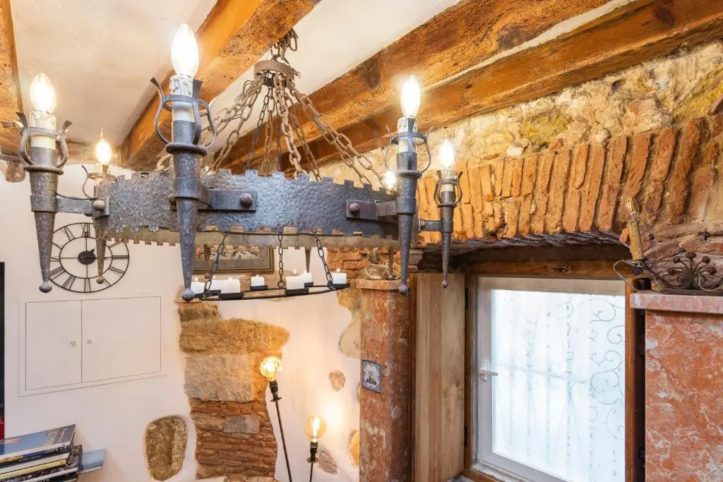 Romantic Medieval Apartment
