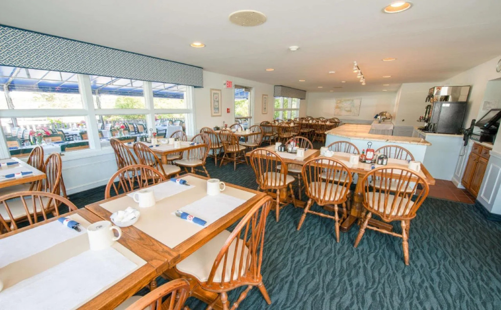 Riviera Beach Resort