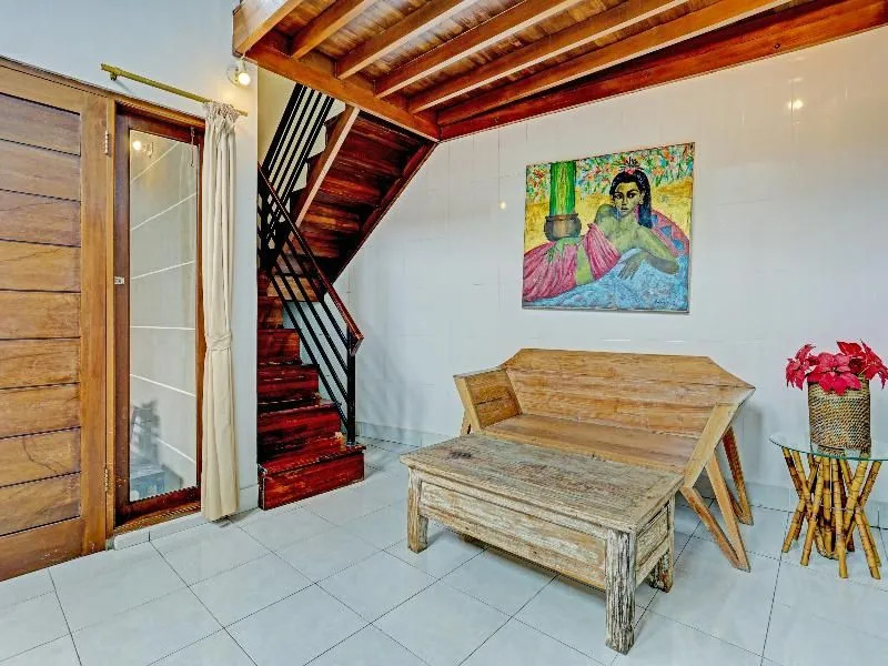 OYO 90155 Landuh Merta Residence