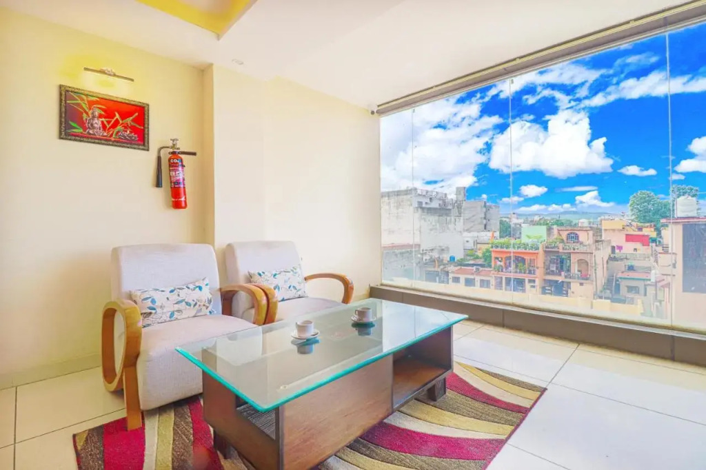 The Glory Hotel
