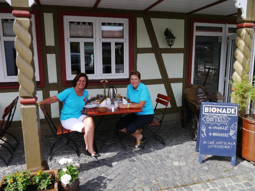 Café im Hof- Bed & Breakfast