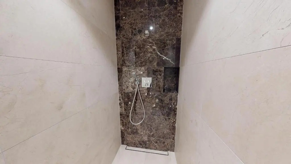 White Pearl Apartment 0.05