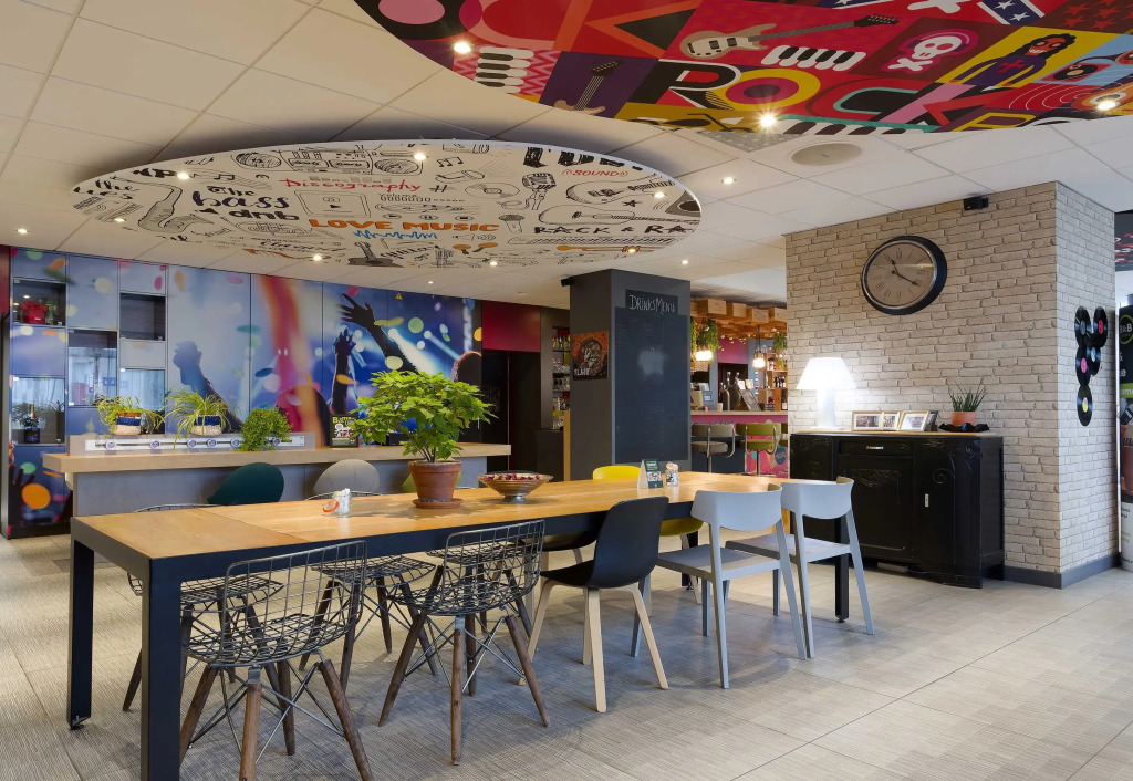 B&B HOTEL Reims Centre Erlon
