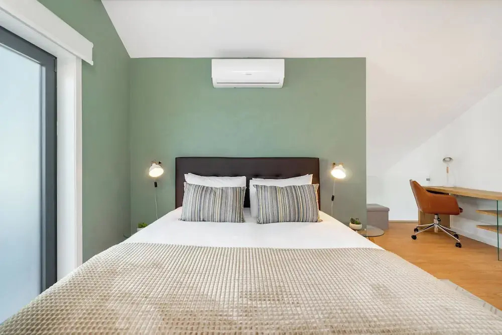 C312 Riverside View Premium Apartment w/ AC & Terrac
