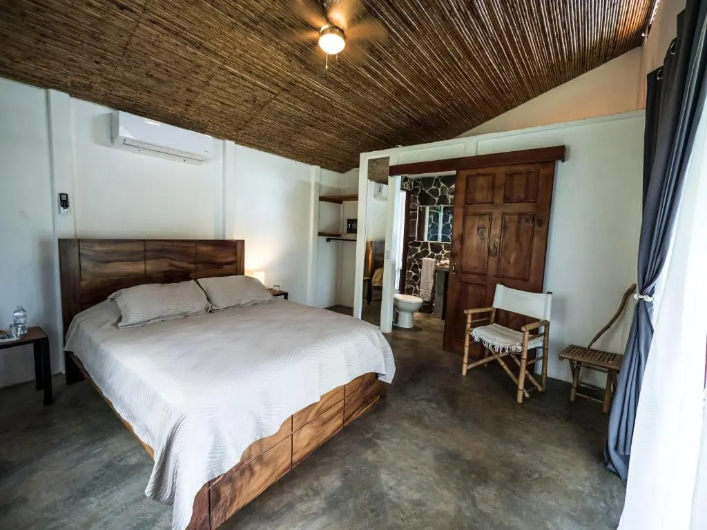 Hotel Peace & Lodge