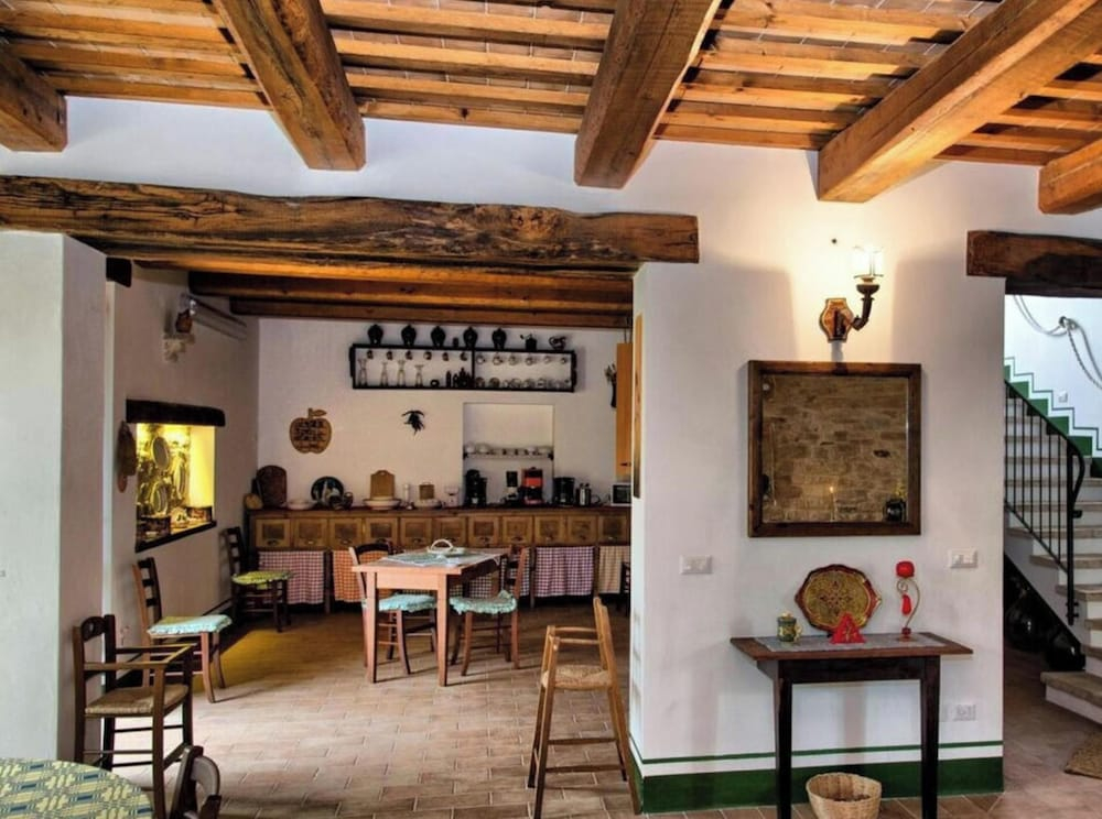 Villa Aurora Comfortable Holiday Residence