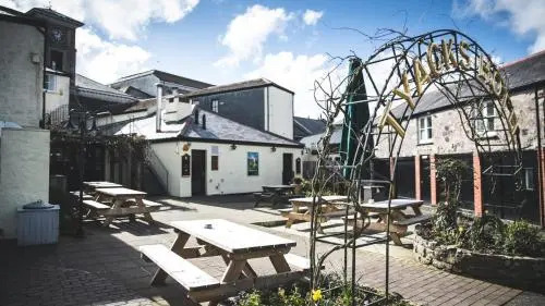 Tyacks Hotel