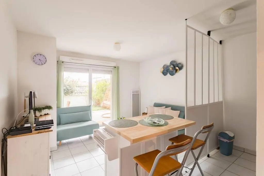 Grand T1 bis avec jardin exposé plein sud et salle de sport