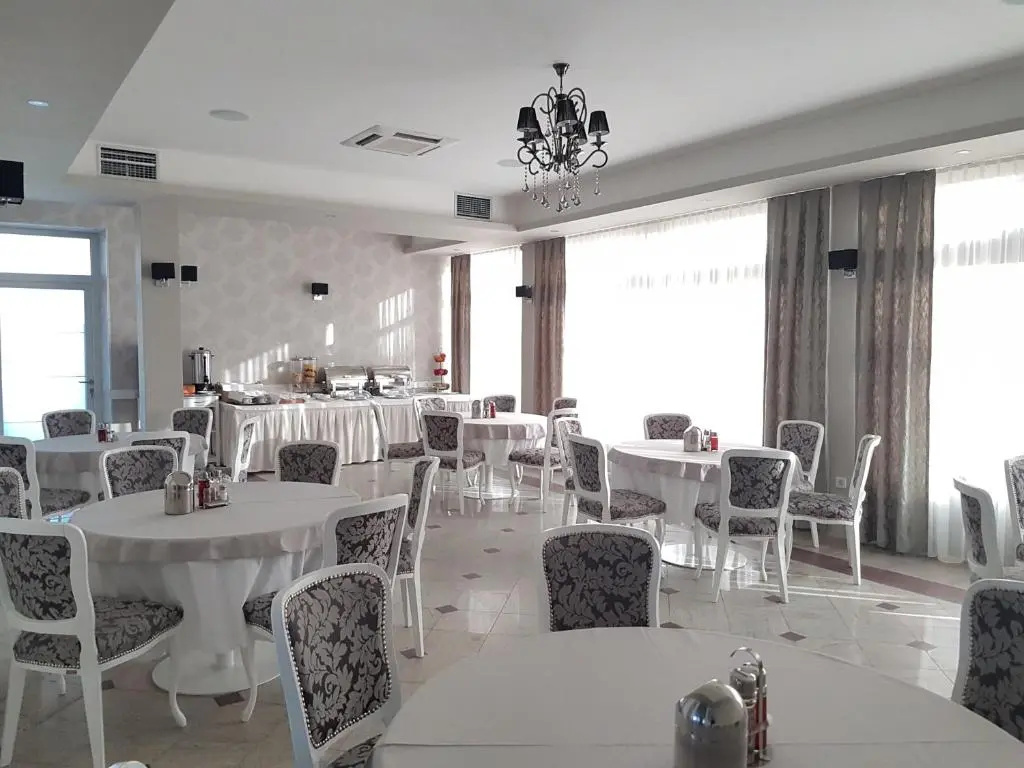Hotel SAX Gračanica