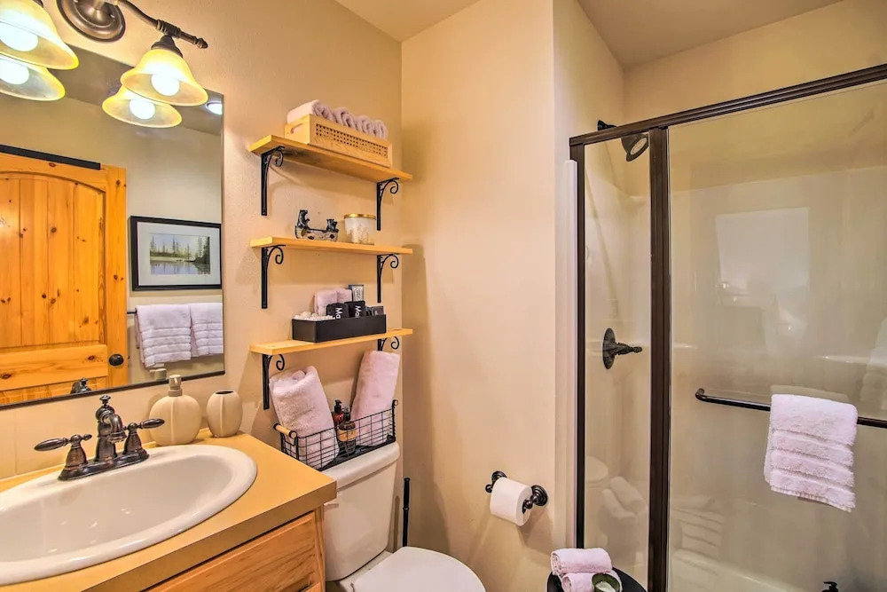 Comfortable Ronald Condo Near Cle Elum Lake!