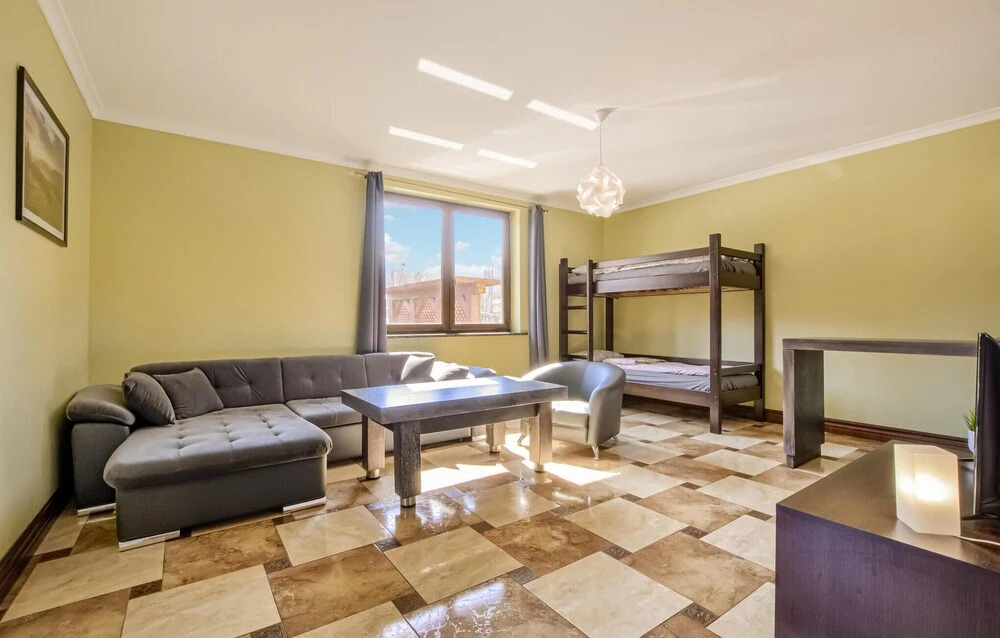Nice Home in Karpacz With Wifi and 5 Bedrooms
