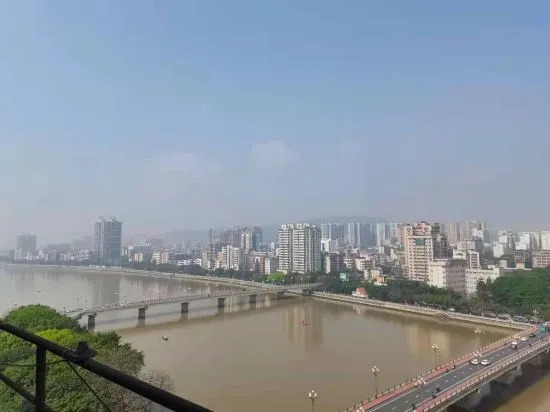 Yixing Hotel