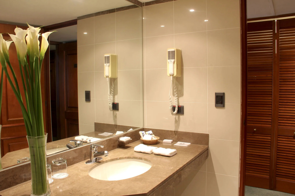 Los Tallanes Hotel & Suites