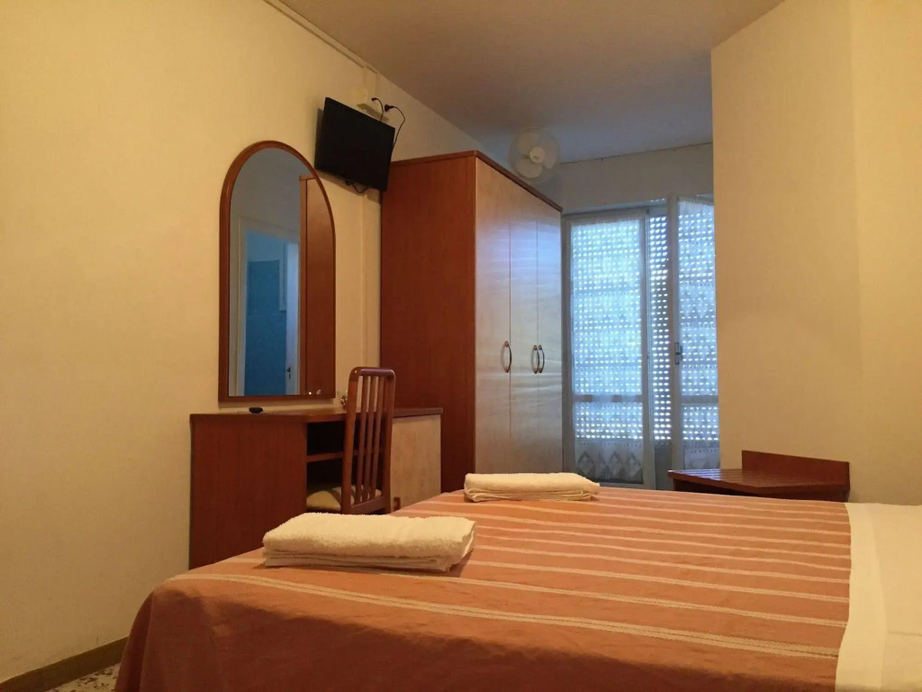Hotel Holiday Sunshine Summer