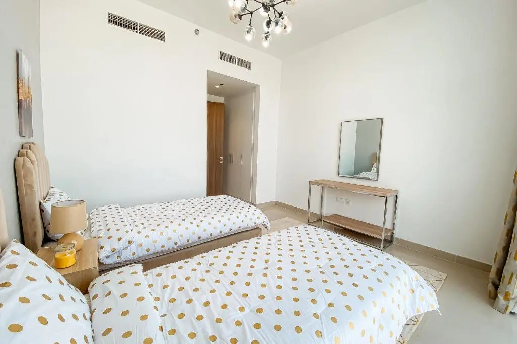 RH- Lovely 2 bedroom apartment, Lagoon View in Gateway Residences