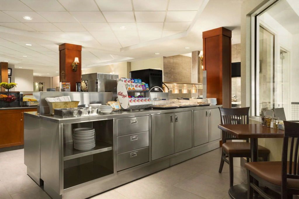 Travelodge by Wyndham Strathmore
