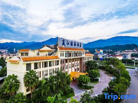 Jinggu Yingjiang International Hotel