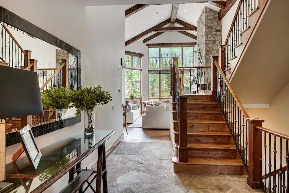 5BR Alpine Luxury Home with Private Hot Tub by RedAwning - Save 20% on 7+ Nights!