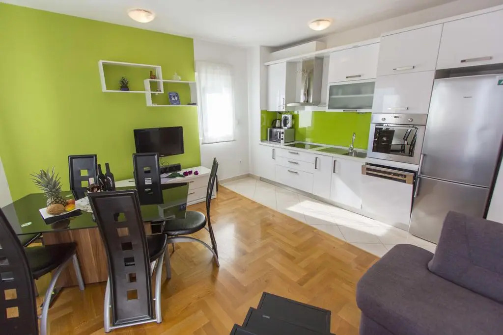 Adela Apartments - Beach Žnjan Split