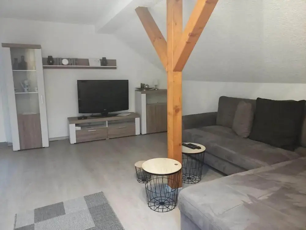 Stylish Apartment With Terrace in Sonneberg