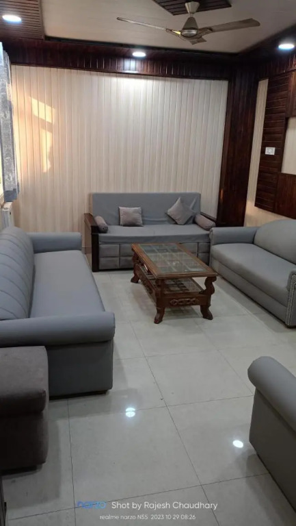 Home stay 19