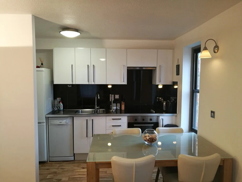 Private Estate City Apartment