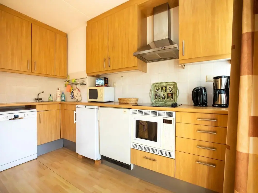 Comfy holiday home in Hoorn with French balcony