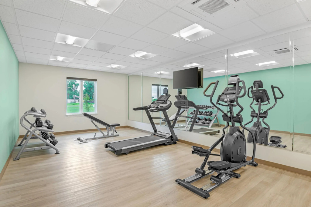 MainStay Suites Chesapeake - Greenbrier