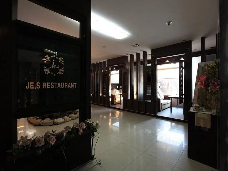 WeolmoonJes Hotel