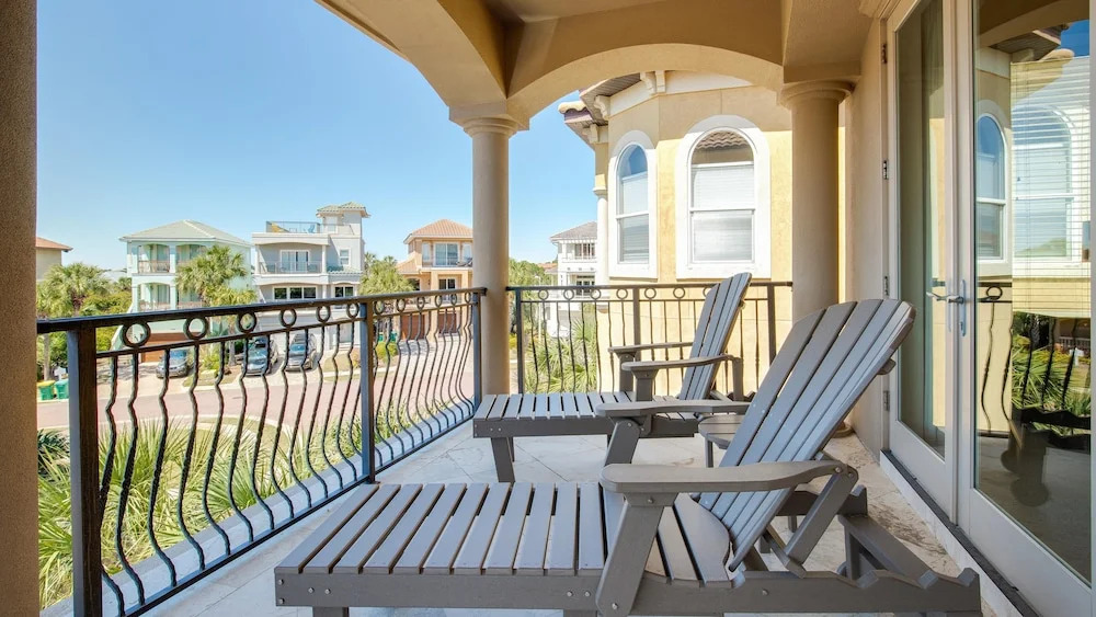 Private Pool Hot Tub - Community Beach - Destin