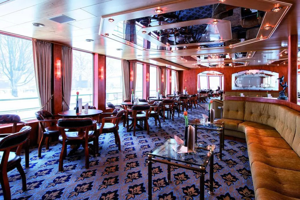 Crossgates Hotelship Nizzaufer - Frankfurt