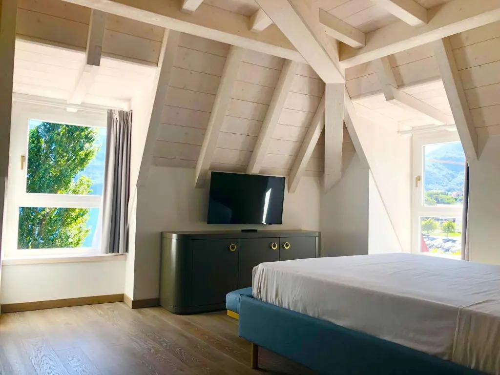 LUXURY SUITES ROCOPOM - Lake Front