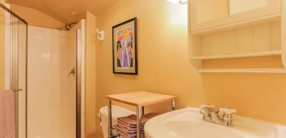 Hummingbird - One Bedroom Apartment, Sleeps 2