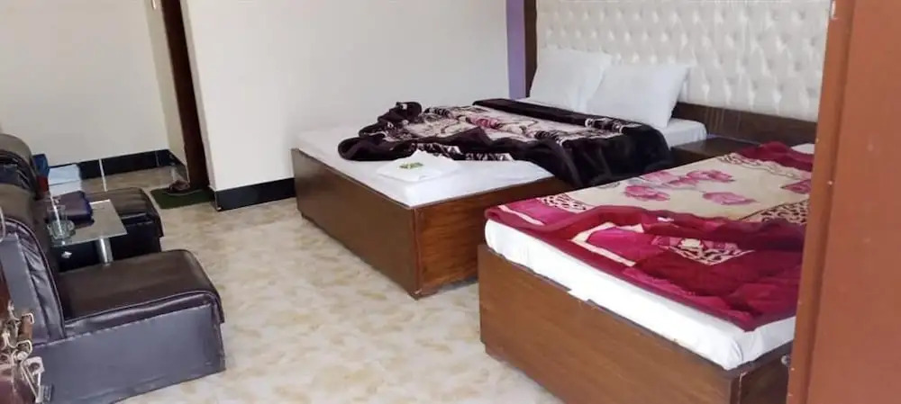 Mezban Hotel & Restaurant