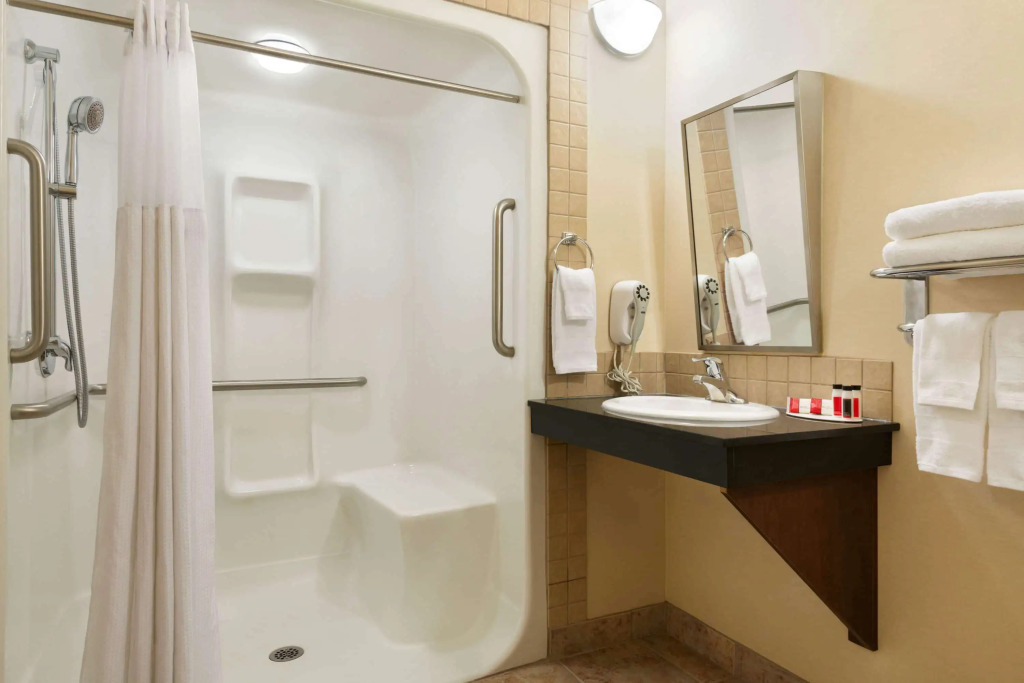 Ramada by Wyndham Drayton Valley
