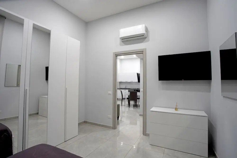 Giovis Apartments