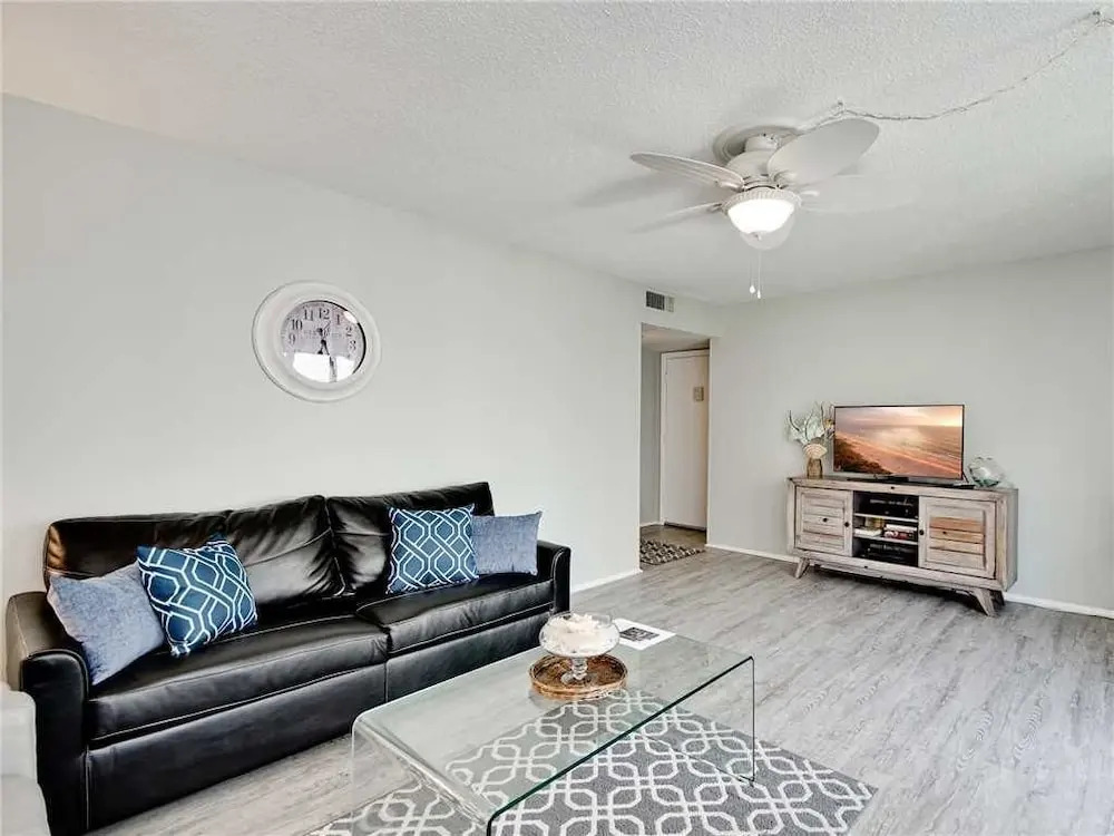 Bay Oaks D22 - Two Bedroom Condo